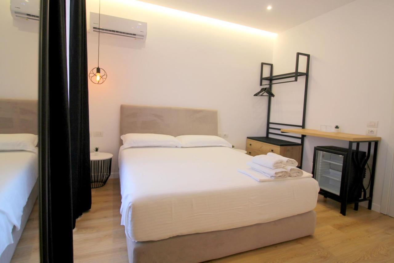 Hotel Qurku 2 Саранда Экстерьер фото