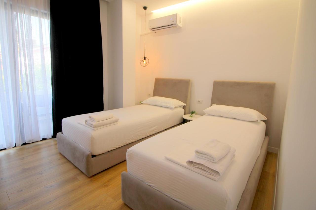Hotel Qurku 2 Саранда Экстерьер фото